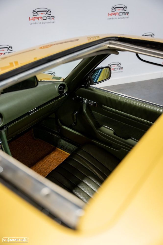 Mercedes-Benz SLC 350 - 20