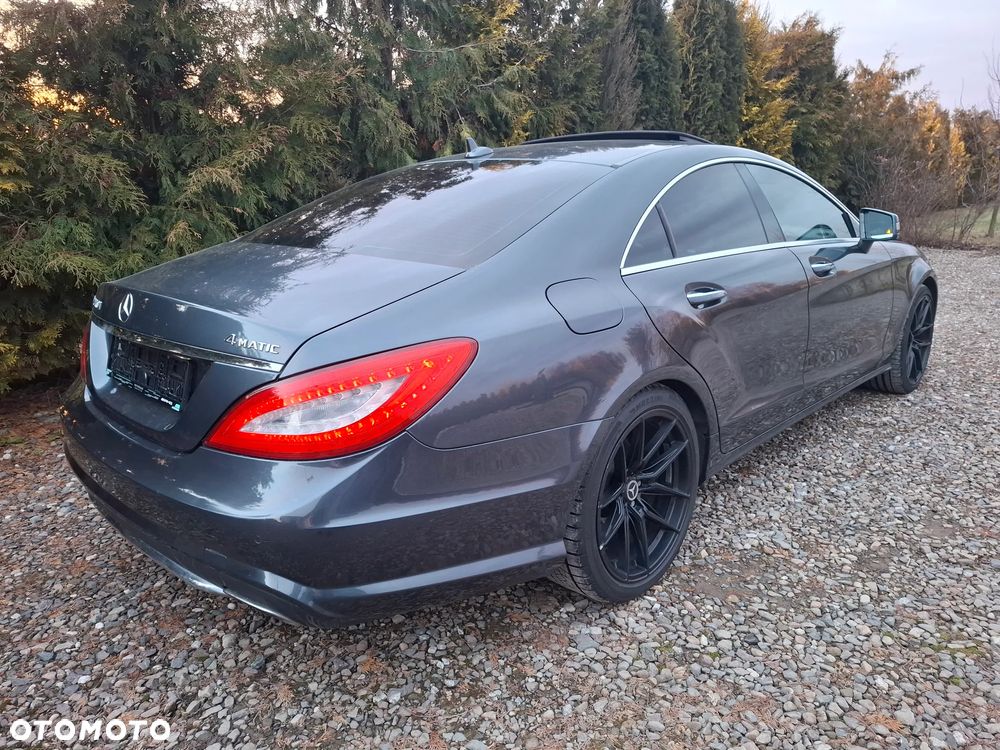 Mercedes-Benz CLS 350 CDI DPF 4Matic BlueEFFICIENCY 7G-TRONIC - 2
