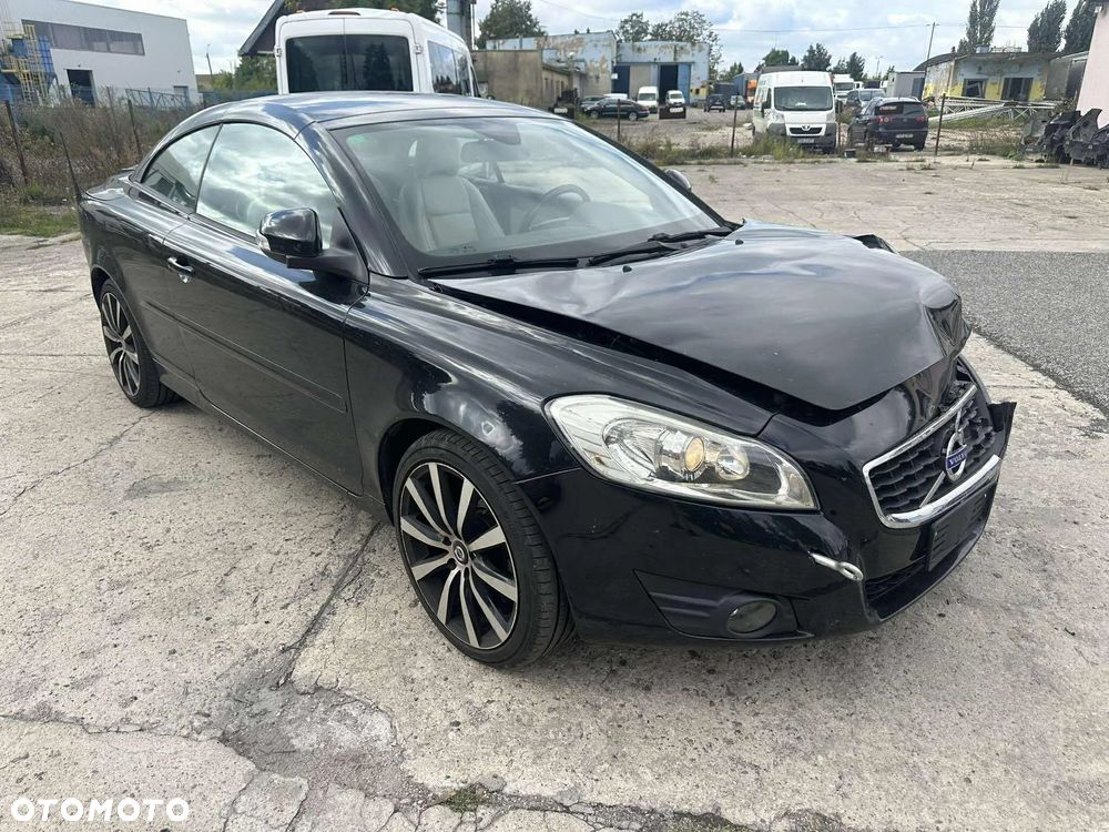 Volvo C70 2.0D Powershift Momentum - 1
