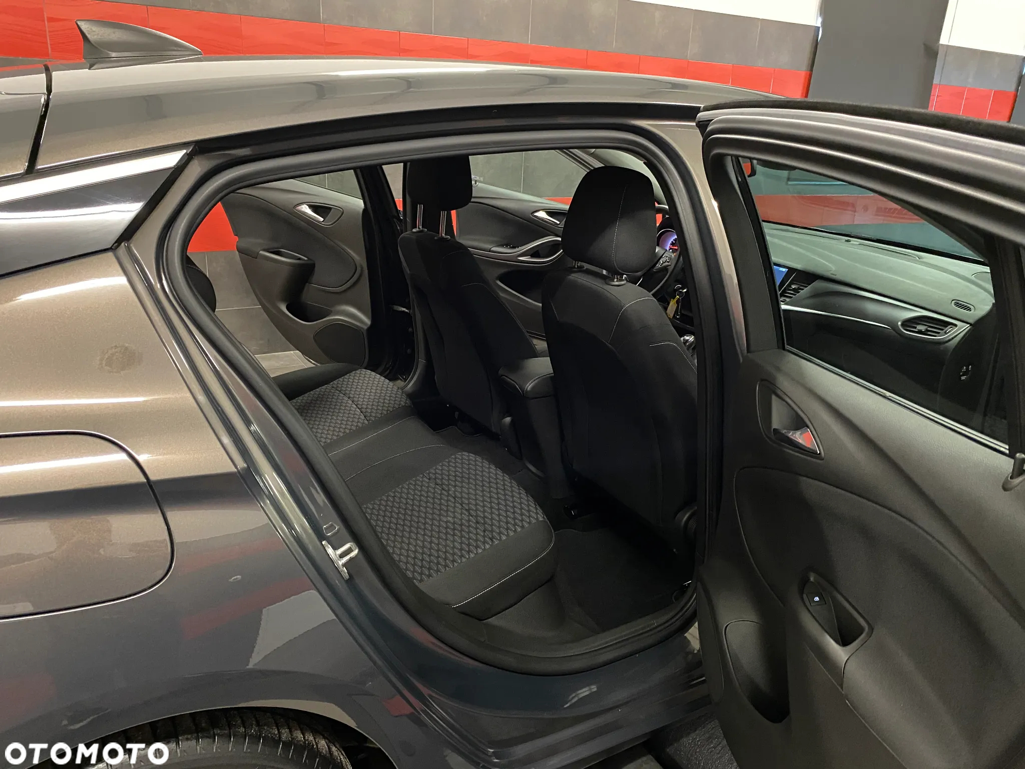 Opel Astra V 1.4 T Dynamic - 29