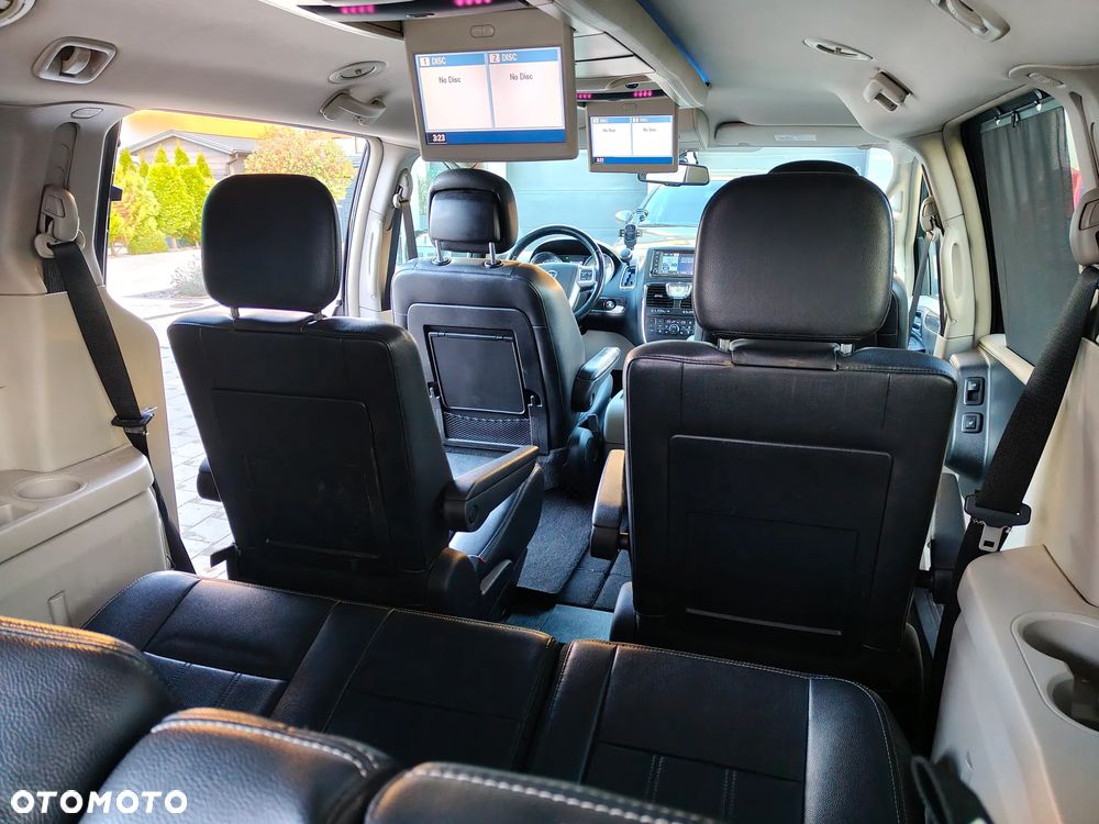 Lancia Voyager 2.8CRD Gold - 12