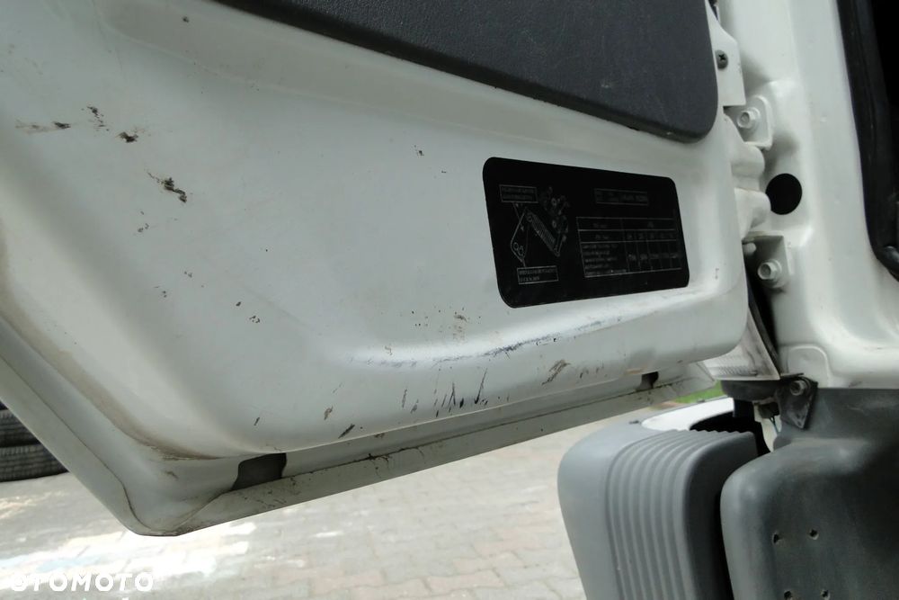 Nissan Cabstar - 10