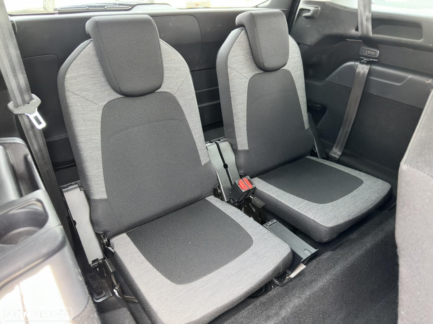 Citroën C4 Grand Picasso e-HDi 115 Exclusive - 26