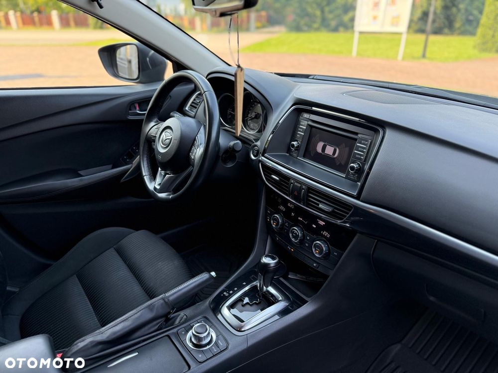 Mazda 6 - 8