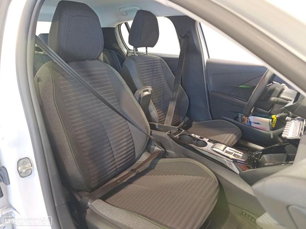 Peugeot e-208 50 kWh Active - 6