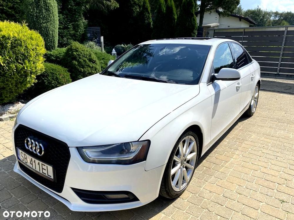 Audi A4 Limousine - 1