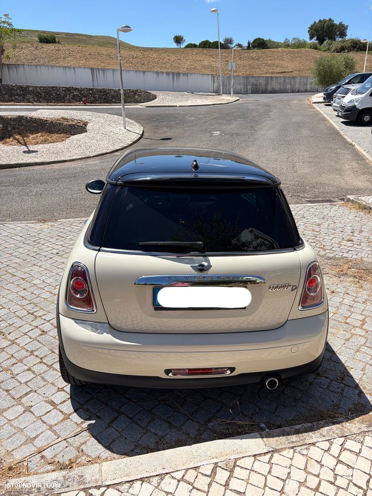 MINI 3 Portas Cooper D - 5