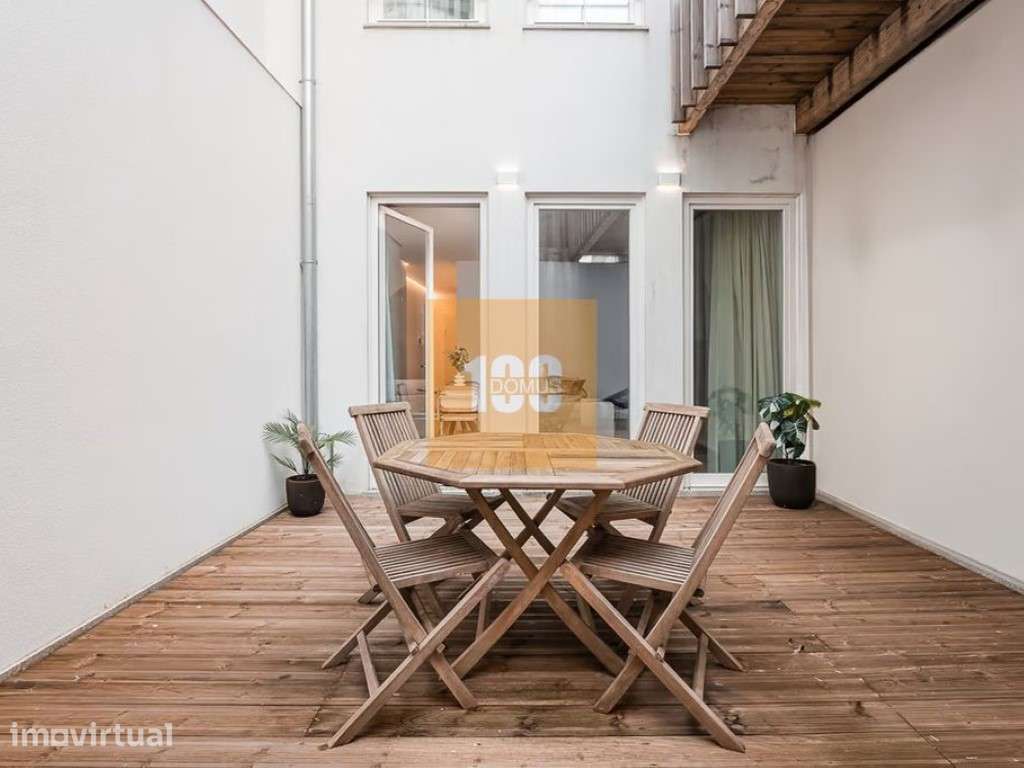 T0+1 com terraço na Baixa do Porto - Grande imagem: 2/18