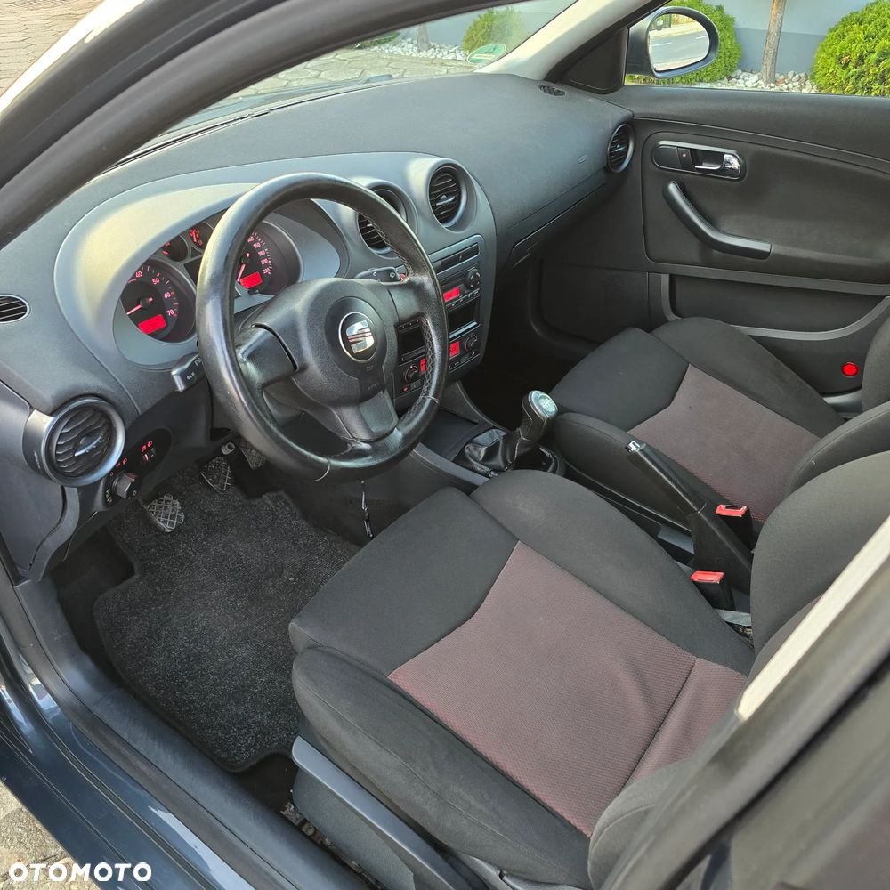 Seat Ibiza 1.4 16V Sport - 11