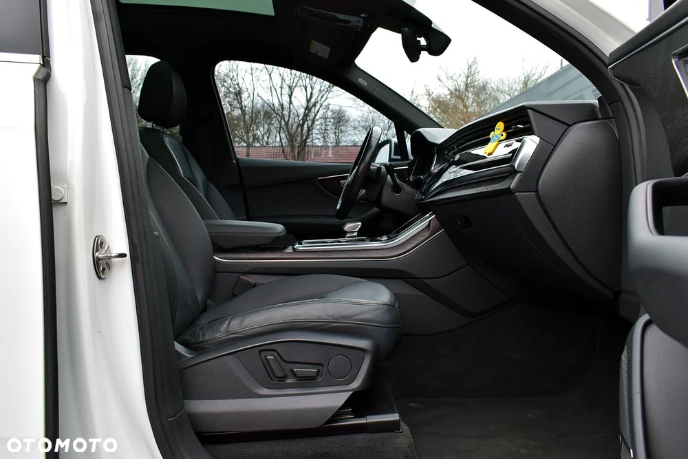 Audi Q7 55 TFSI quattro tiptronic S line - 12