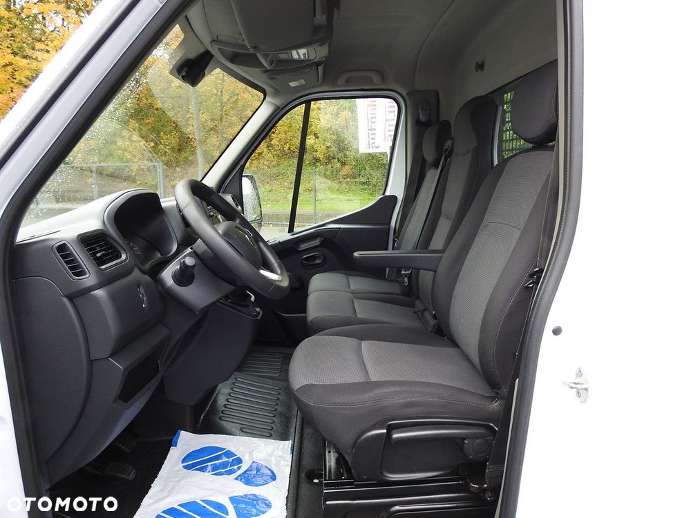 Renault MASTER SKRZYNIA TEMPOMAT KLIMATYZACJA LEDY BLIŹNIACZE KOŁA  130KM - 22