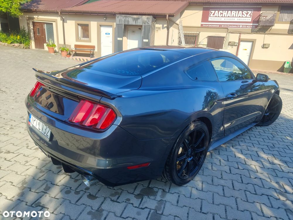 Ford Mustang 3.7 V6 - 3