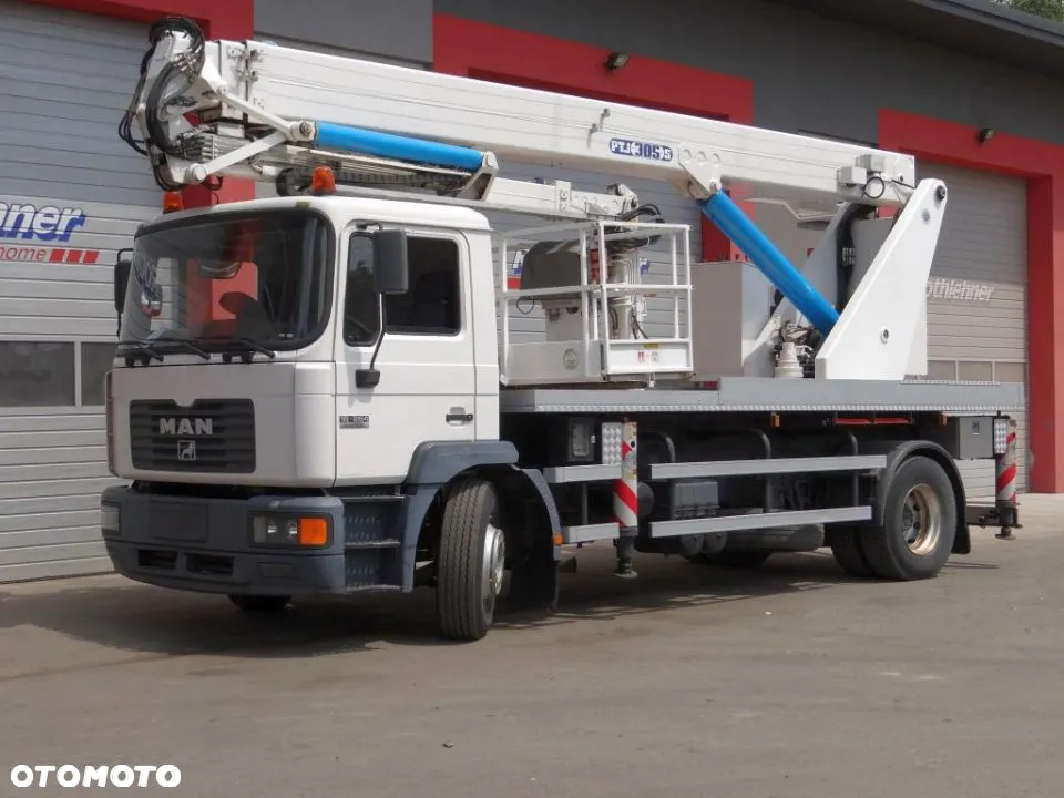 MAN - 3
