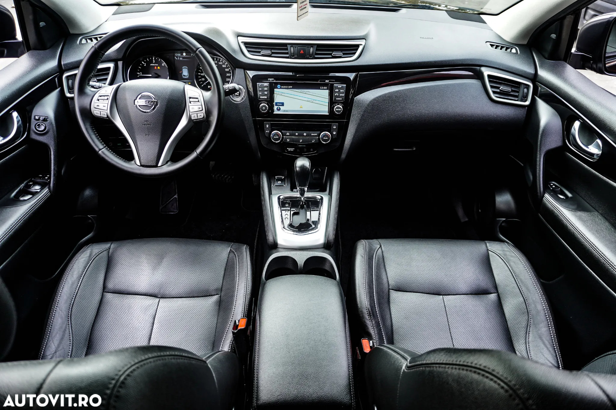 Nissan Qashqai 1.6 DCI Start/Stop X-TRONIC N-Connecta - 8