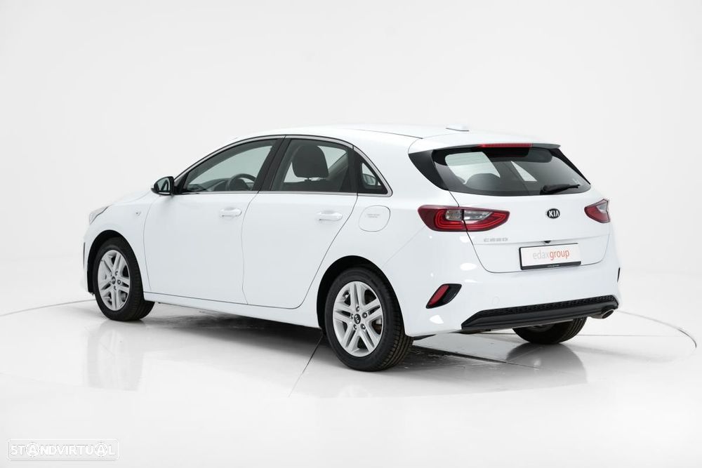 Kia Ceed 1.0 T-GDI Urban - 4