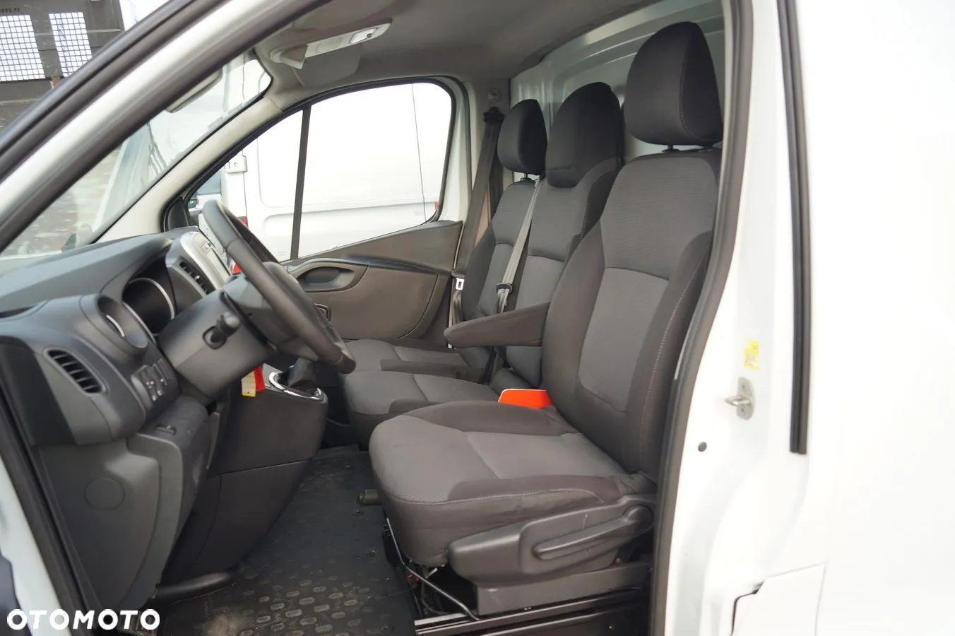 Renault Trafic - 19