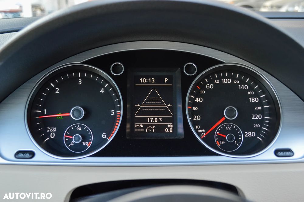 Volkswagen Passat CC 2.0 TDI 4Motion BlueMotion Technology DSG - 7
