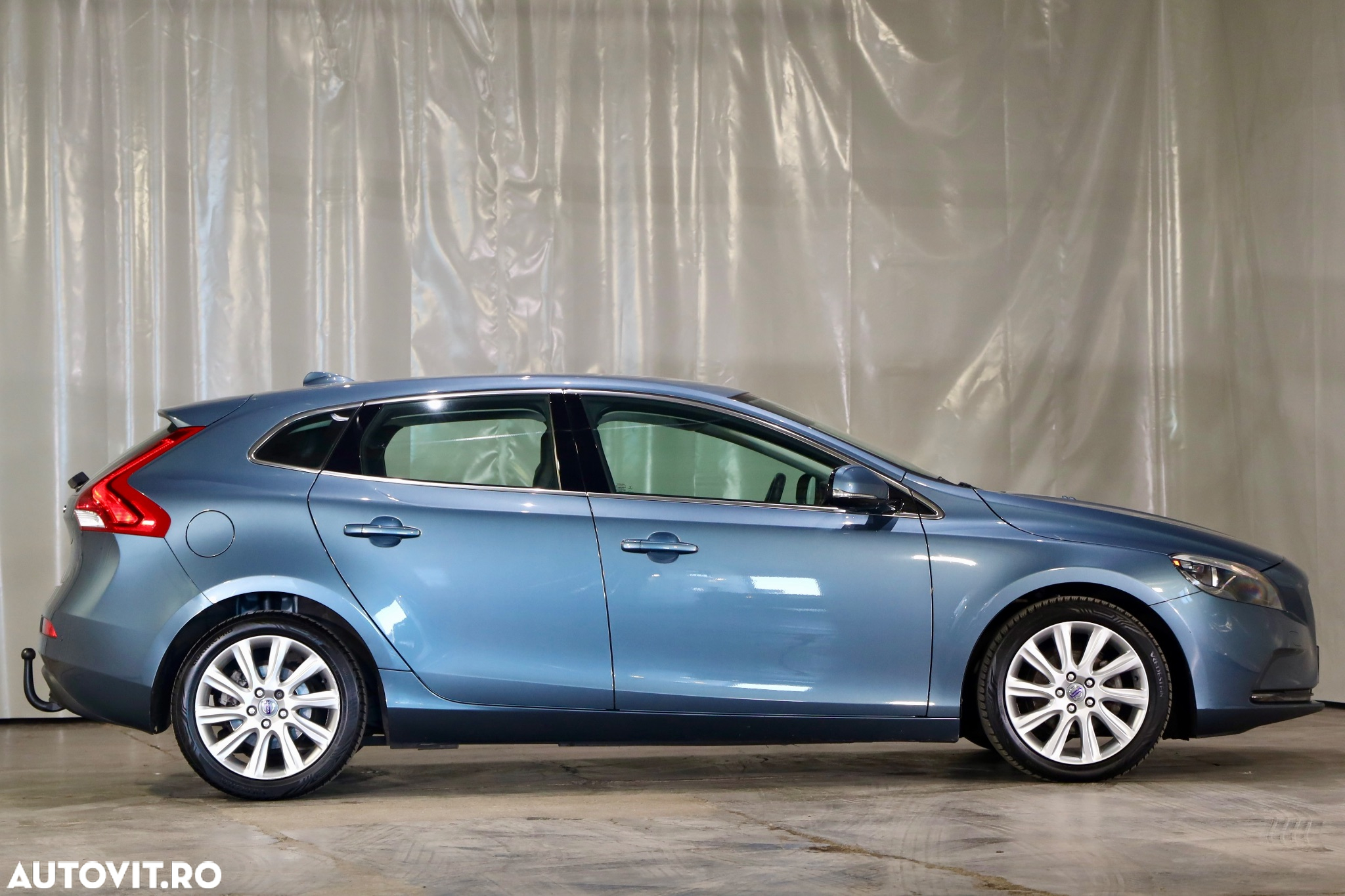 Volvo V40 D2 - 38