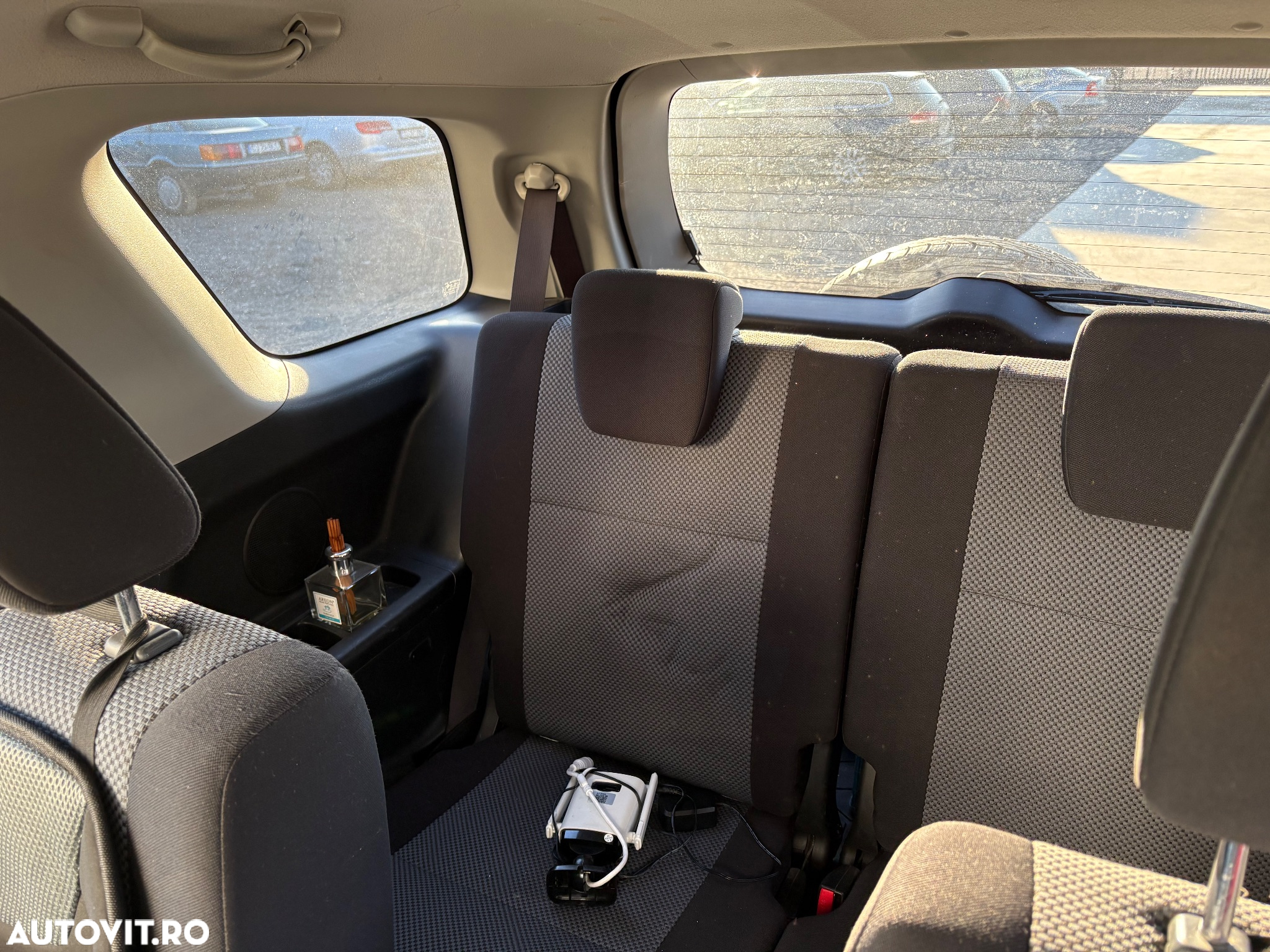 Suzuki Grand Vitara 1.9 DDiS Comfort DPF - 10
