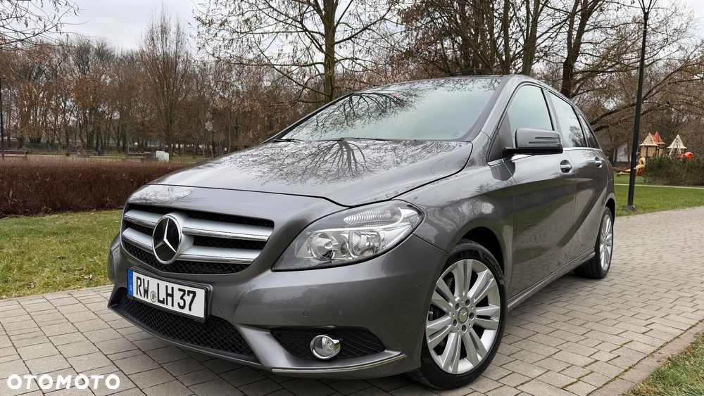 Mercedes-Benz Klasa B 180 (BlueEFFICIENCY) - 9