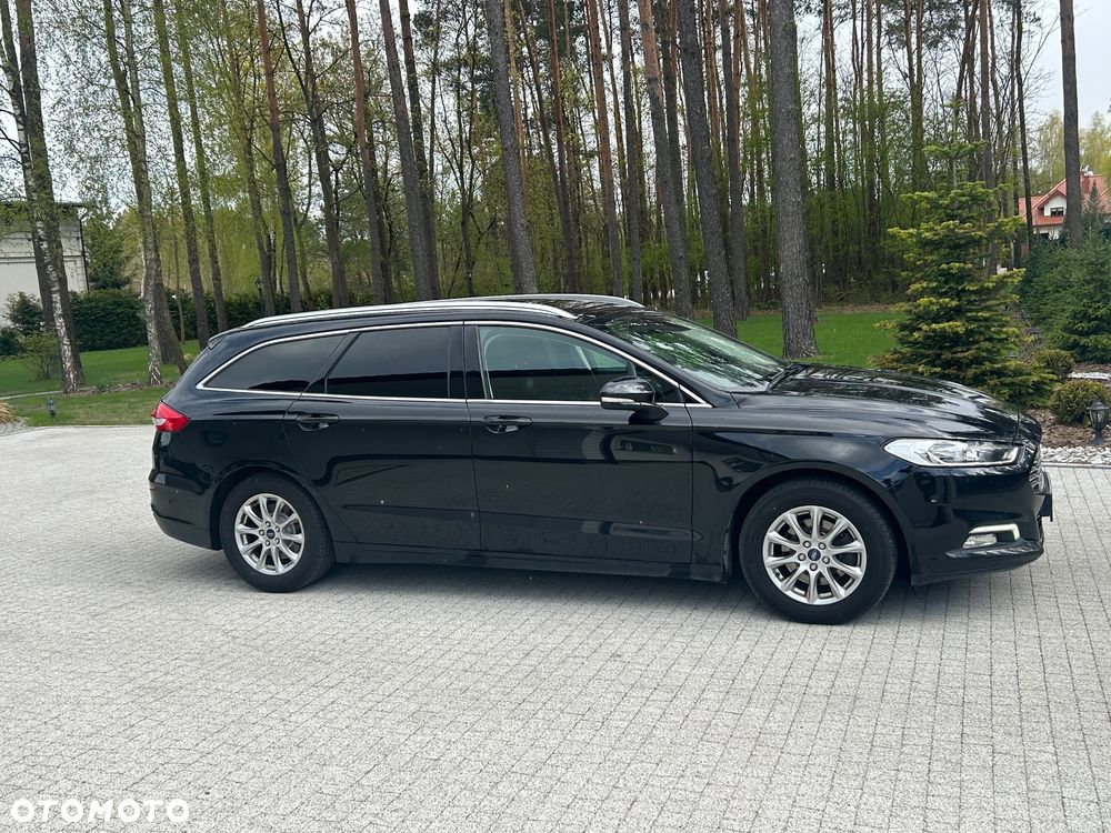 Ford Mondeo SW - 11