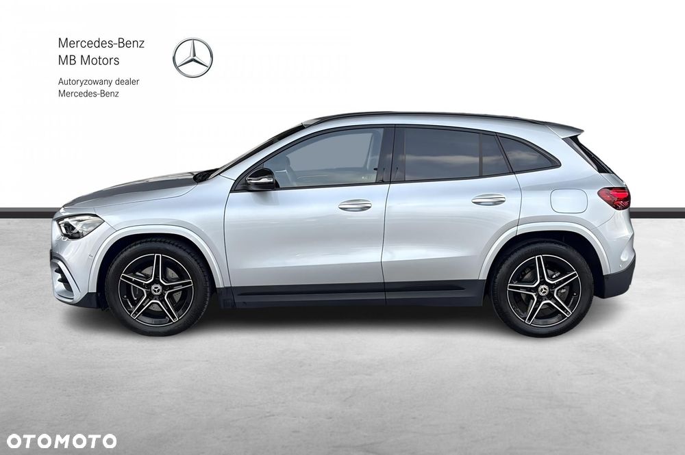 Mercedes-Benz GLA - 2