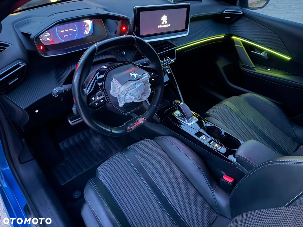 Peugeot 208 Elektromotor 136 GT Pack - 10