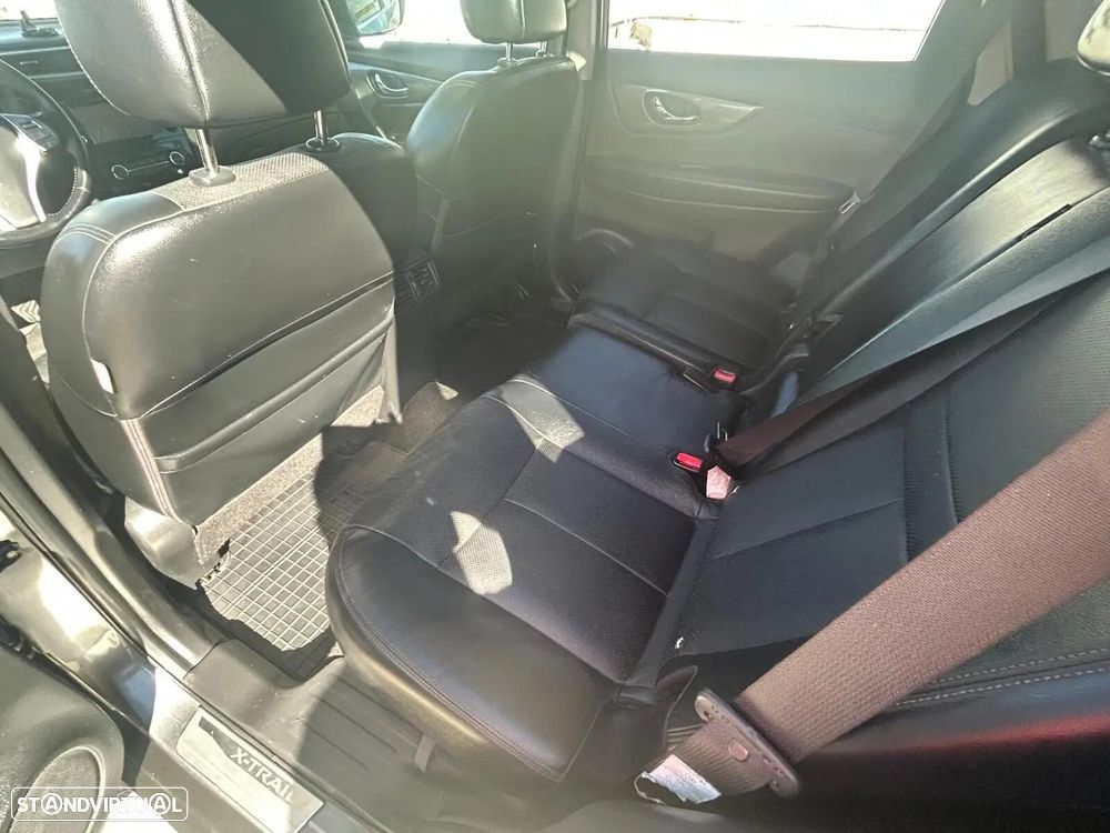 Nissan X-Trail 1.6 dCi 360 - 12
