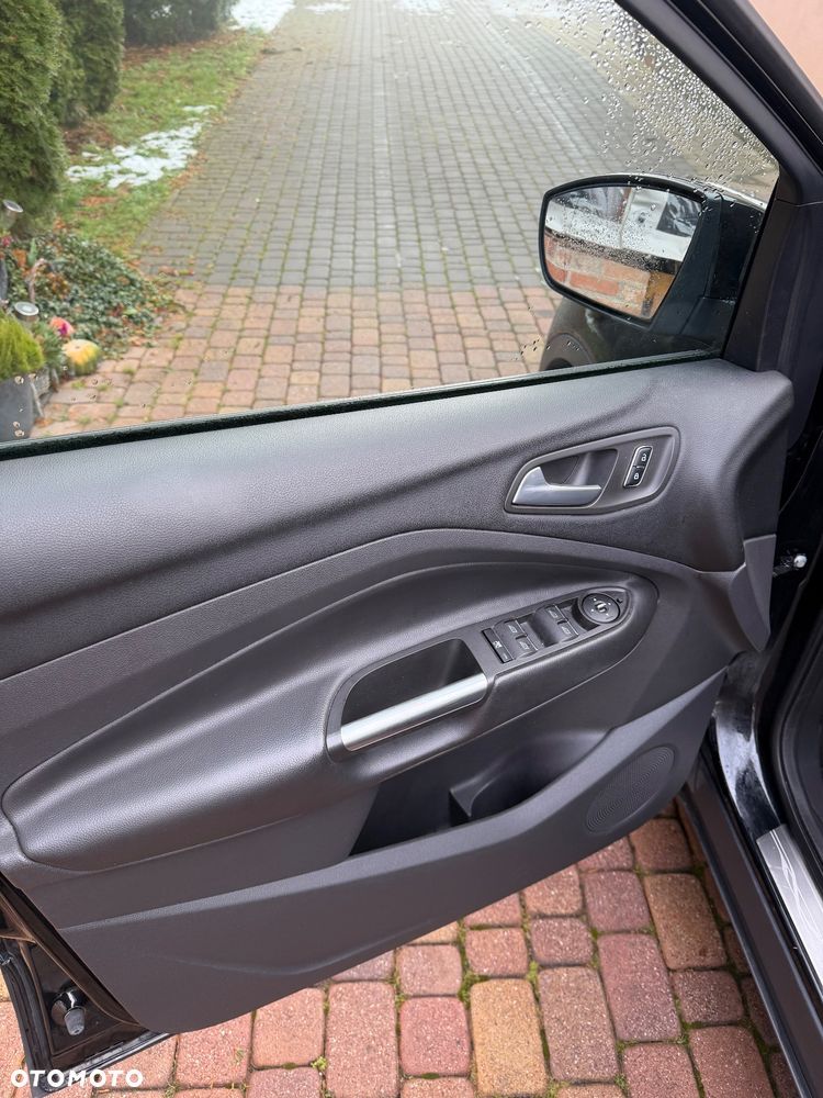 Ford Kuga 2.0 TDCi 4x4 Titanium - 8