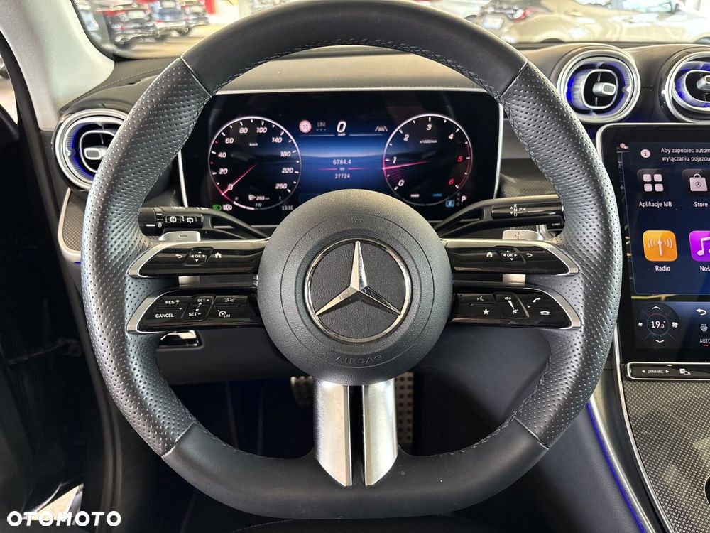Mercedes-Benz GLC - 12