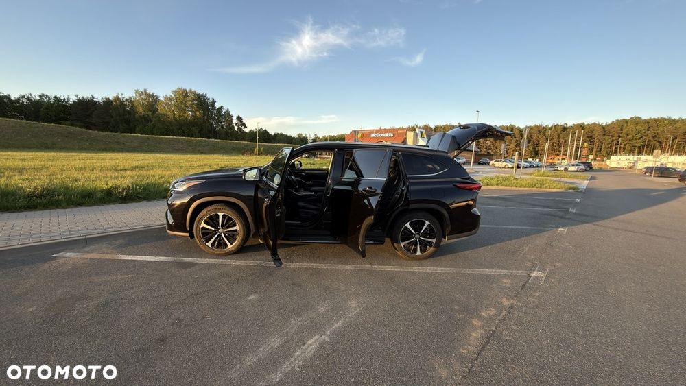 Toyota Highlander 2.5 Hybrid Executive Style - 11