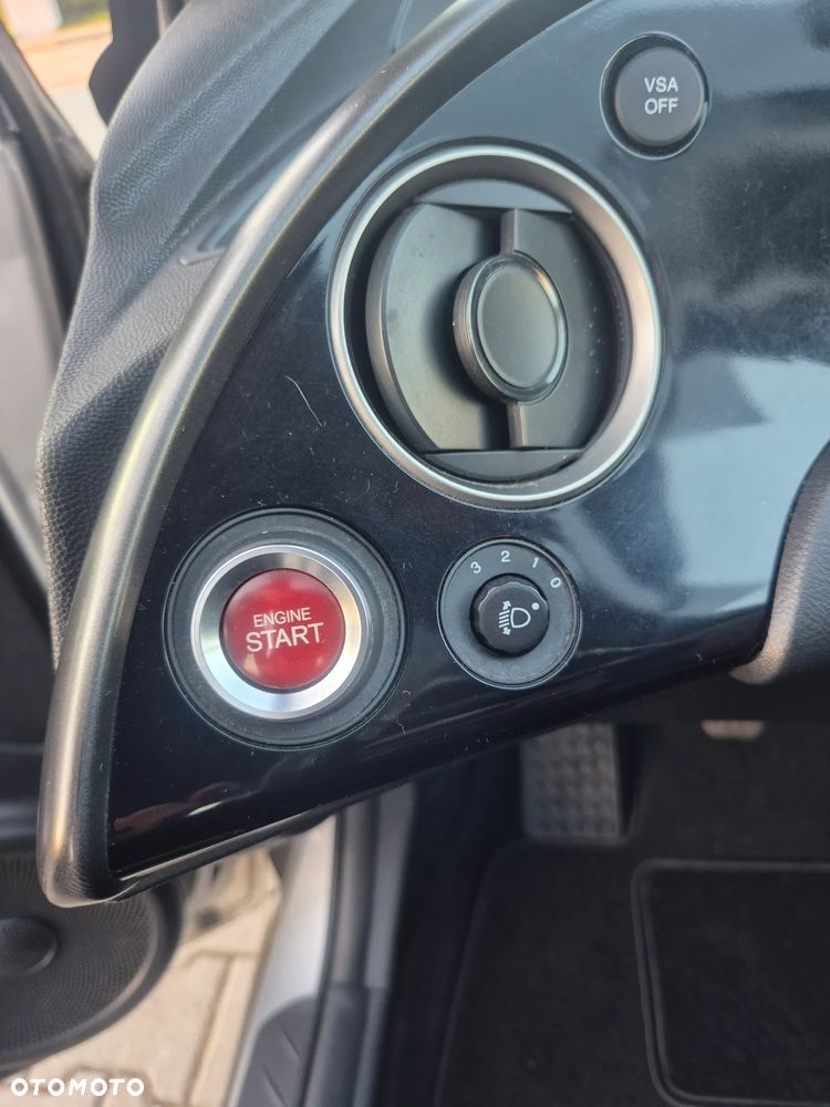 Honda Civic 1.4 Comfort - 27