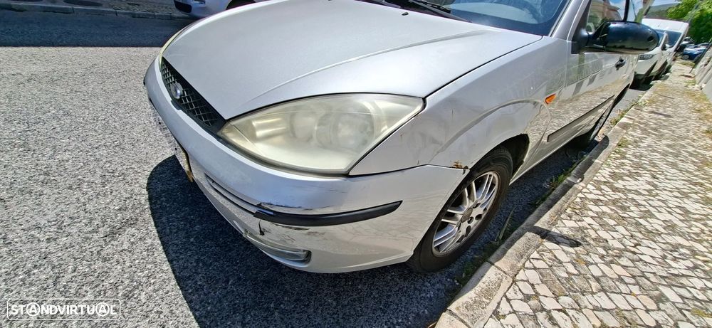 Ford Focus 1.8 TDdi Trend - 11