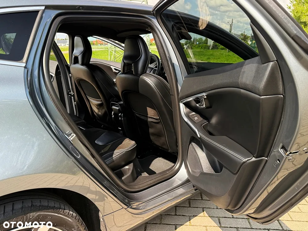 Volvo V40 D2 RDesign - 22