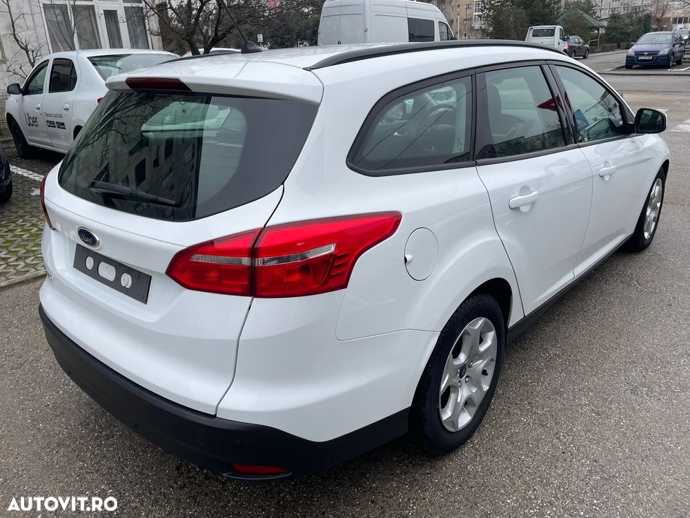 Ford Focus 1.5 EcoBlue Start-Stopp-System TREND - 3