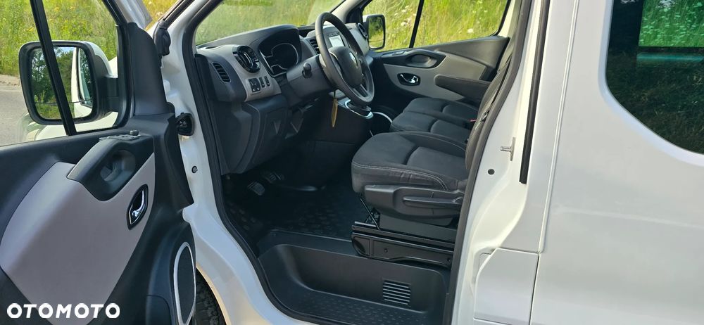 Renault Trafic - 15