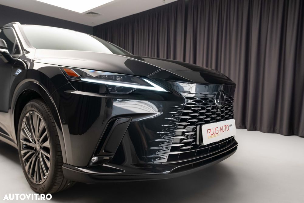 Lexus Seria RX 450h+ (Plug-in-Hybrid) Luxury - 23