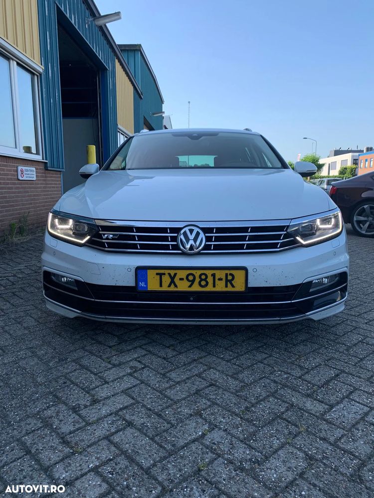 Volkswagen Passat 2.0 TDI SCR 4Motion DSG Highline - 1