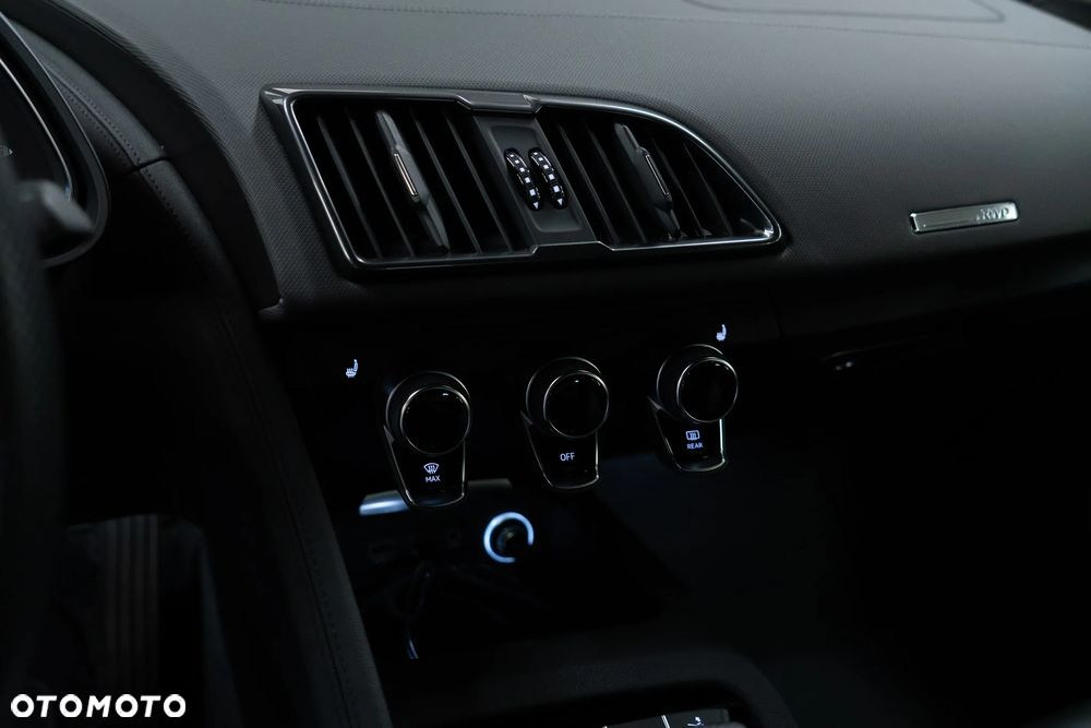 Audi R8 Coupé V10 RWD Performance - 36