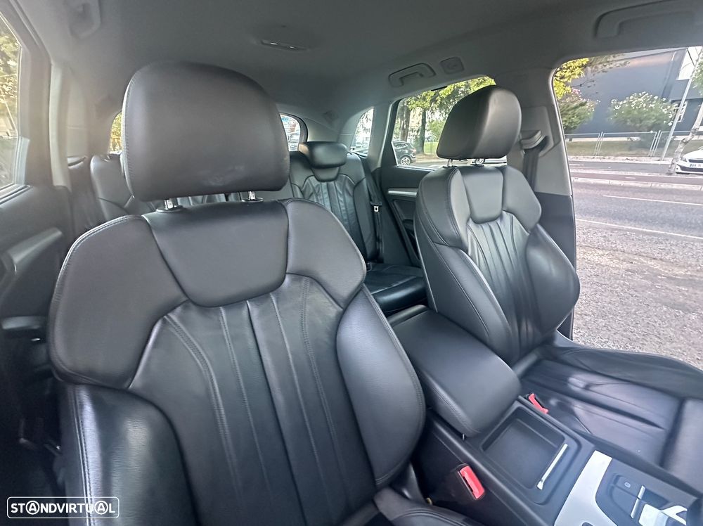 Audi Q5 2.0 TDi quattro Business Line S-line S-tronic - 23