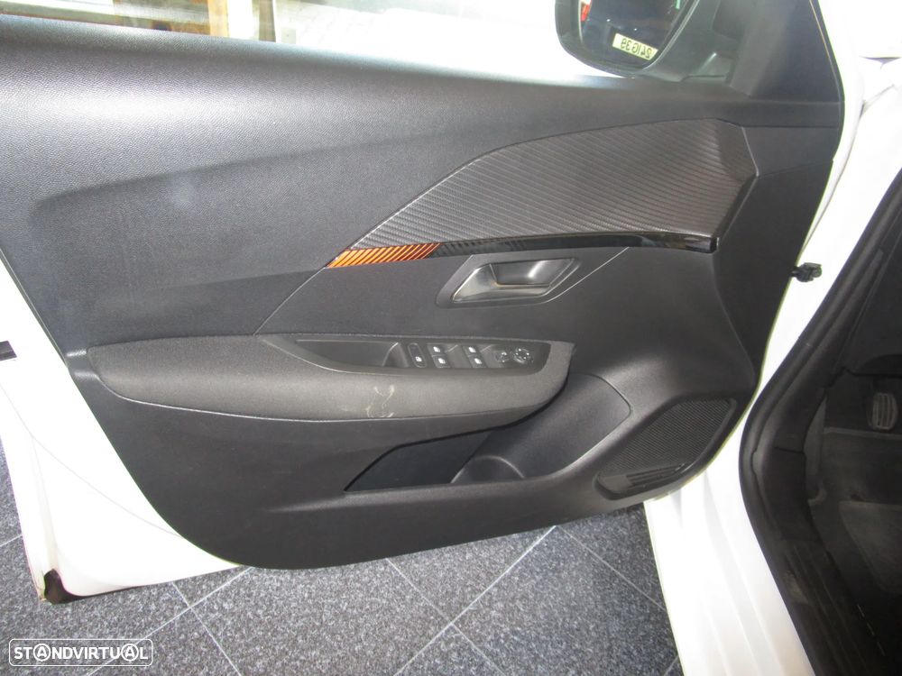 Peugeot 208 1.2 PureTech Active Pack - 13