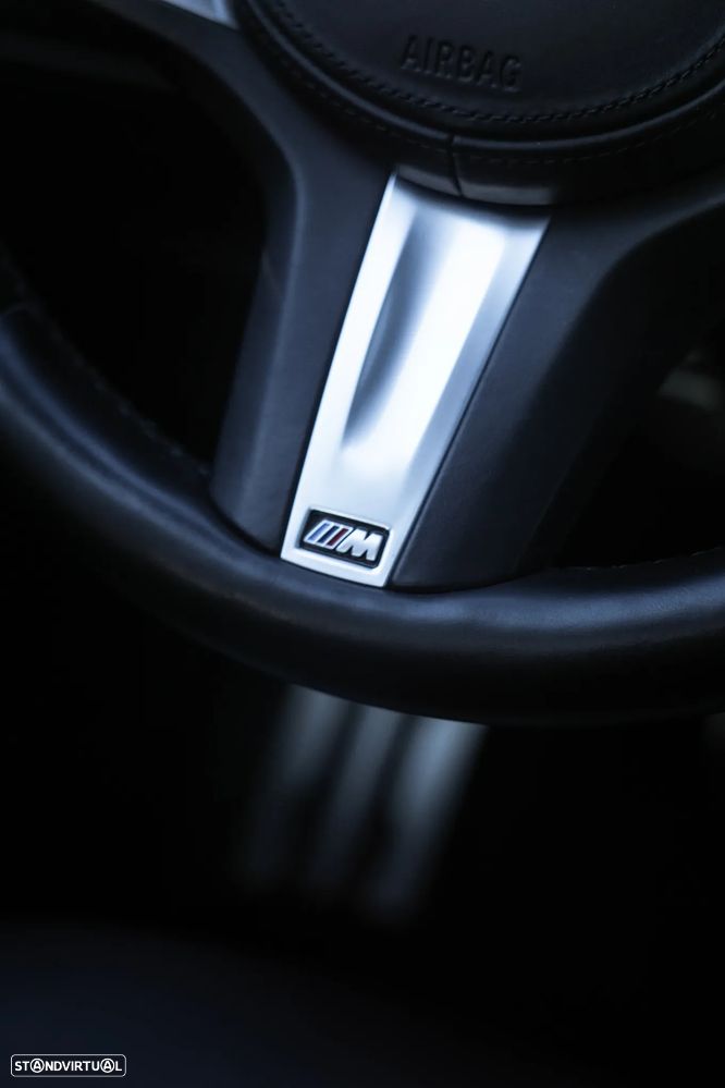 BMW 330 e Aut. M Sport - 31