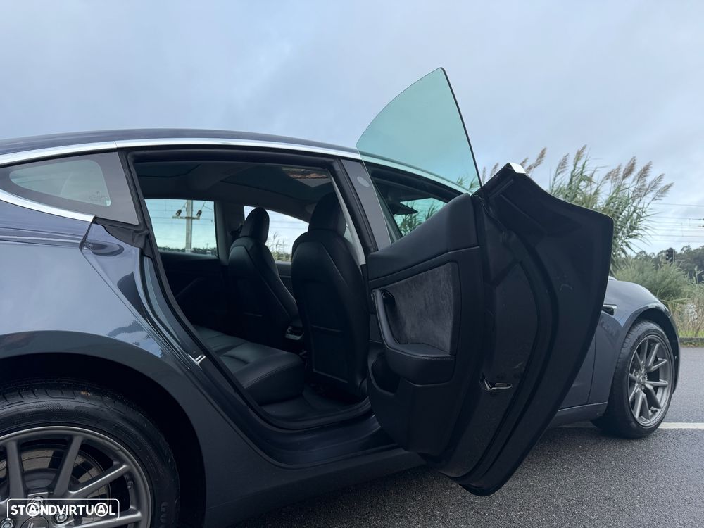 Tesla Model 3 Standard Range Plus RWD - 14