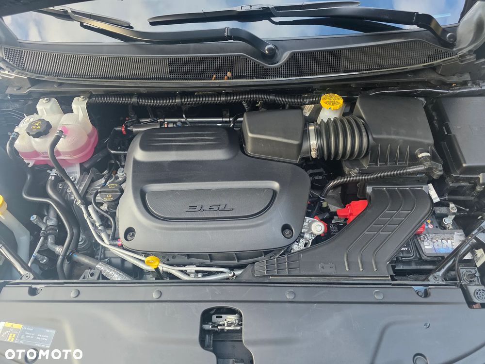 Chrysler Pacifica - 31