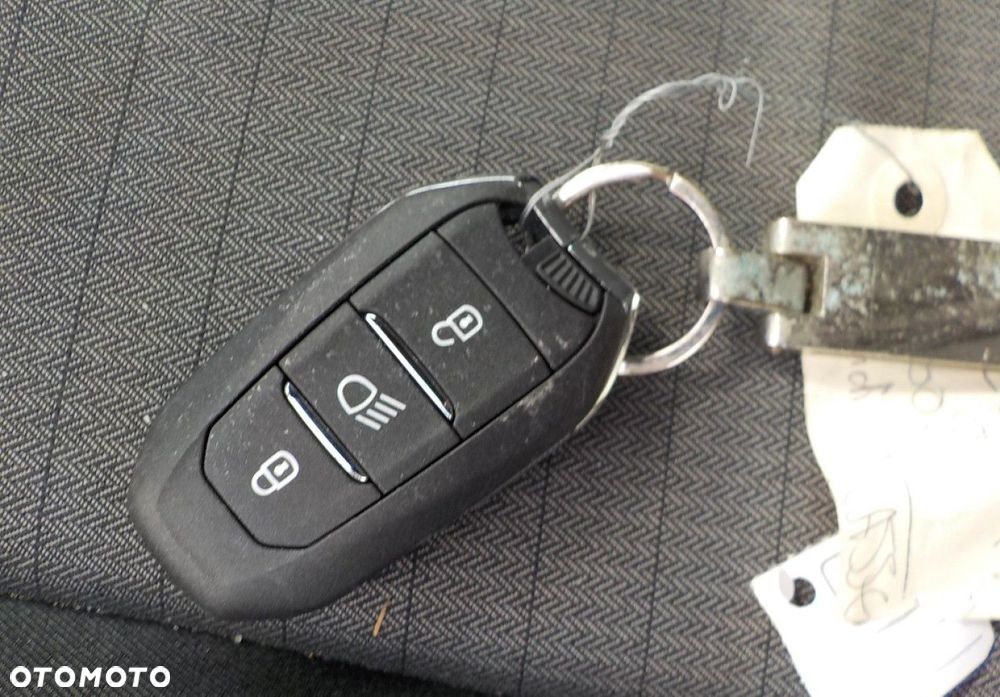 Peugeot 2008 - 26
