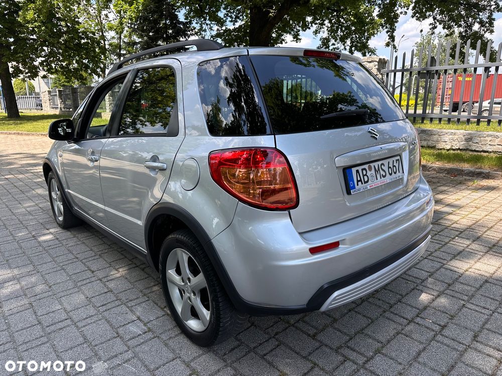 Suzuki SX4 1.6 VVT Automatik 4x2 Comfort - 2