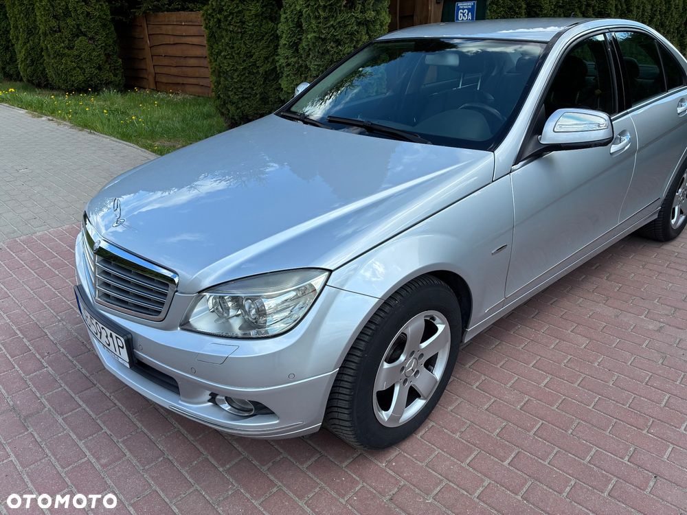 Mercedes-Benz Klasa C 280 4Matic 7G-TRONIC Elegance - 2