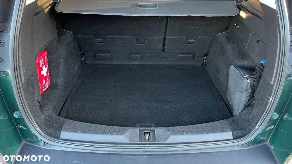 Ford Kuga ver-2-0-tdci-4x4-trend - 29