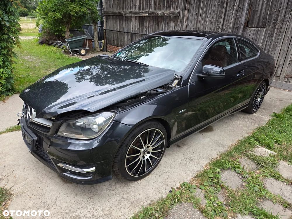 Mercedes-Benz Klasa C 220 CDI DPF (BlueEFFICIENCY) 7G-TRONIC - 2