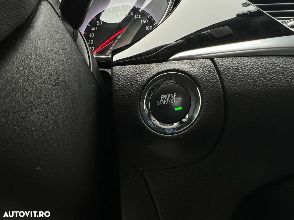 Opel Astra 1.5 D Start/Stop Sports Tourer Automatik Elegance - 18